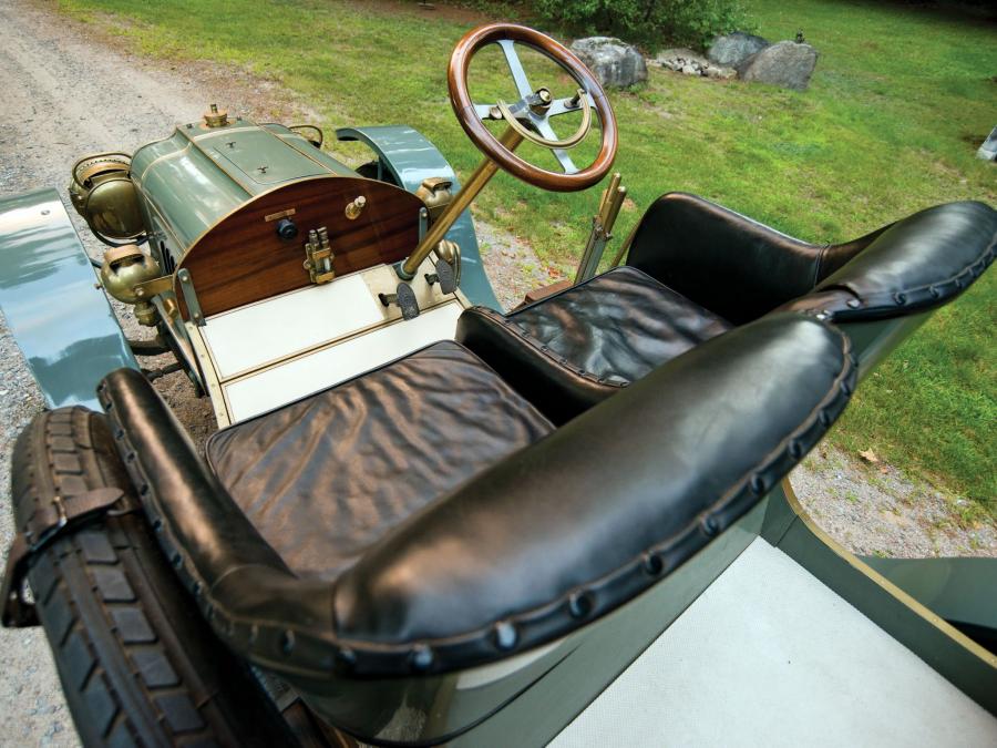 Интерьер Brasier 11/15 HP Runabout 1911 года  (фото 6 из 6)